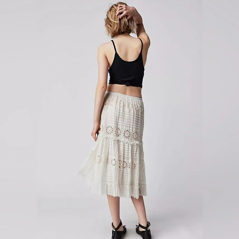 Free People One Lorelai Midi Skirt in White size Medium NWOT